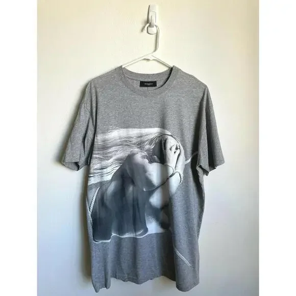 100% authentic Givenchy Nude Girl Grey T-Shirt XL - Picture 2 of 6